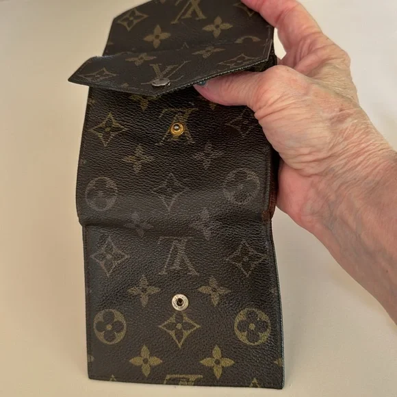 LV MONO TWO SNAP COMPACT WALLET - Picture 6 of 13